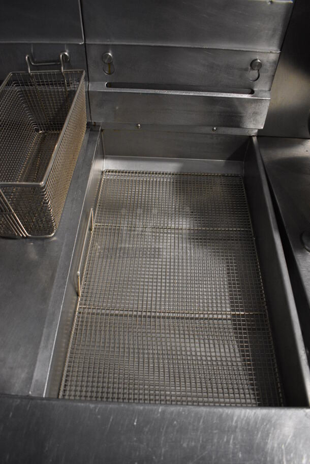 Pitco Frialator SG14-JS Stainless Steel Commercial Natural Gas Powered Floor Style 2 Bay Deep Fat Fryer w/ Right Side Pitco Frialator SGBNB14-0 Dumping Station, 4 Metal Fry Baskets and 2 Lids on Commercial Casters. 122,000 BTU. 47x35x46 - Image 5 of 12
