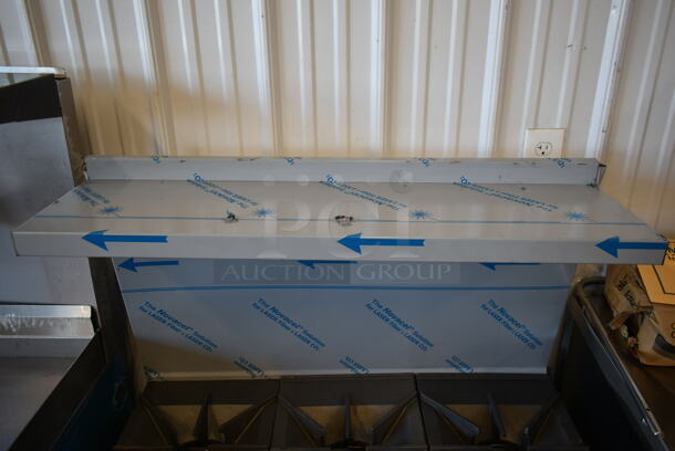 BRAND NEW SCRATCH AND DENT! Vulcan 36S-6BN Stainless Steel Commercial Natural Gas Powered 6 Burner Range w/ Oven, Over Shelf and Back Splash.  - Image 4 of 12