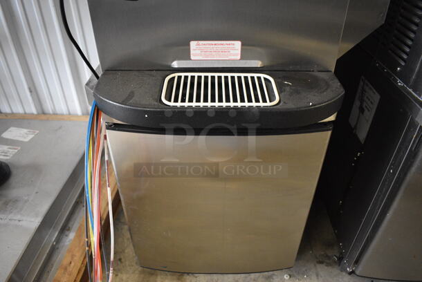 2018 Taylor Model C709-27 Stainless Steel Commercial Air Cooled Single Flavor Soft Serve Ice Cream Machine w/ Taylor Model C20100-WFB 10 Head Flavor Blast and Color Touch Panel for Flavor Burst on Commercial Casters. 208-230 Volts, 1 Phase. 23x33x61 - Image 4 of 9