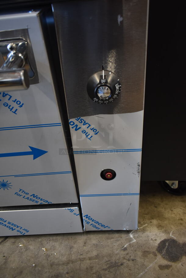 BRAND NEW SCRATCH AND DENT! Vulcan 36S-6BN Stainless Steel Commercial Natural Gas Powered 6 Burner Range w/ Oven, Over Shelf and Back Splash.  - Image 7 of 12