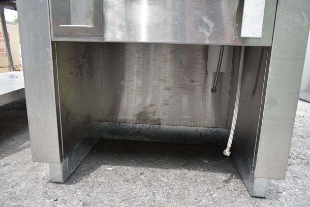 BRAND NEW SCRATCH AND DENT! Stainless Steel Commercial Counter w/ Sink Bay, Faucet, Handles and Under Shelves. - Image 5 of 9