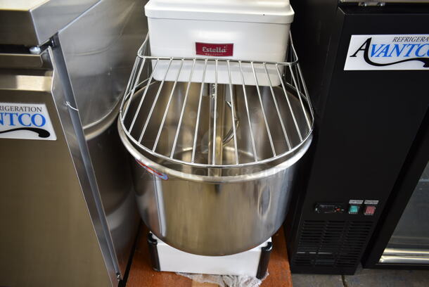 BRAND NEW SCRATCH AND DENT! Estella 348SM40 Metal Commercial Floor Style 40 Quart Spiral Dough Mixer w/ Stainless Steel Mixing Bowl, Bowl Guard and Dough Hook. 240 Volts, 1 Phase. - Image 4 of 7