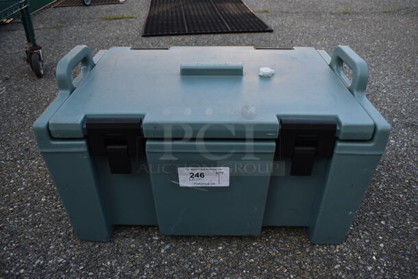 Cambro Model UPC100 Blue Poly Insulated Food Carrying Case. 27x18x16