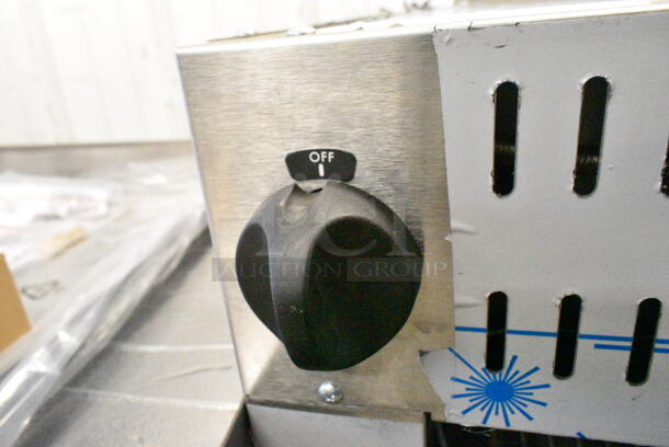 BRAND NEW SCRATCH AND DENT! Vulcan 36RB-P Stainless Steel 36" Liquid Propane Radiant Salamander Broiler. 50,000 BTU - Image 7 of 9