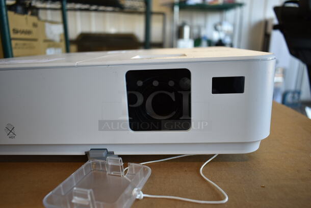 NEC NP-V302H Projector. 100-240 Volts, 1 Phase.  - Image 4 of 7