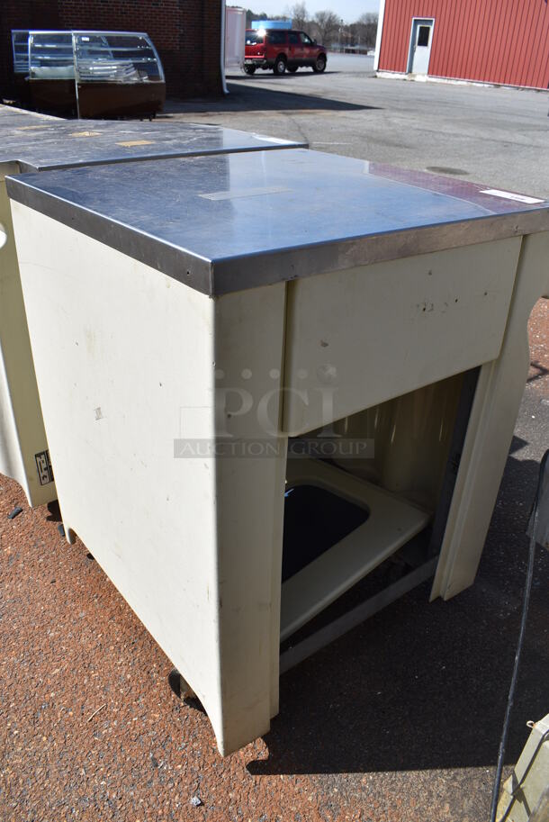 Galley Stainless Steel Portable Table on Commercial Casters. 31x28x36 - Image 5 of 5
