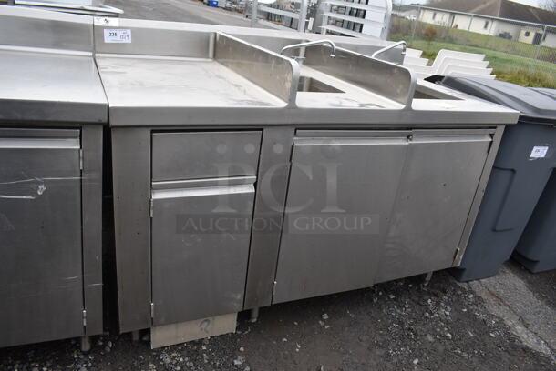 Stainless Steel Commercial Counter w/ 2 Sink Basins, 2 Faucets and 2 Handles. 60x32x42.5. Bays 9x12x6, 14x16x10 - Image 3 of 8