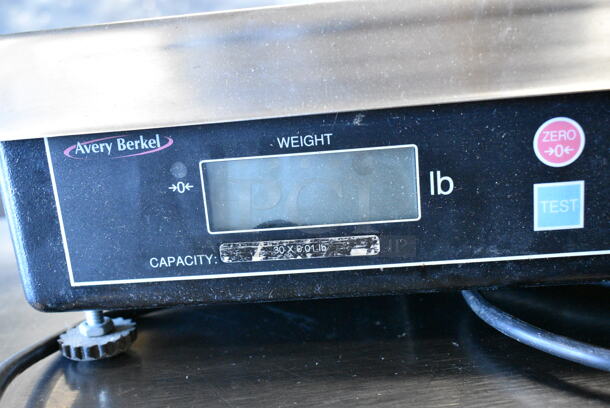 Avery Berkel 6720-15 Countertop Scale.  - Image 4 of 8
