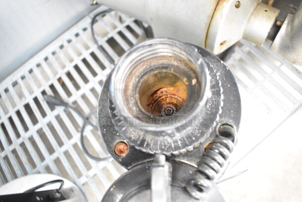 G Rossi CC45 Metal Commercial Countertop Espresso Machine. Missing Lid. Tested and Does Not Power On - Image 5 of 6