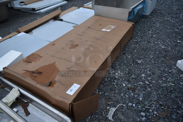 BRAND NEW SCRATCH AND DENT! Metro XTR2460XEA Pan Drying Rack for Cutting Boards, Pans, and Trays 24" x 60" x 6" - Image 3 of 4