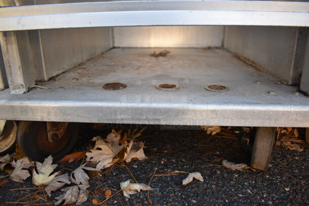 Metal Commercial Enclosed Pan Transport Rack on Commercial Casters. 25x33x63 - Image 5 of 5