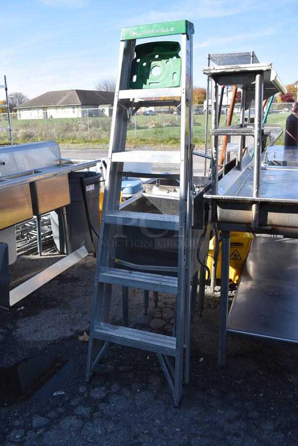 Louisville 225 Pound Capacity A Frame Ladder. 6' - Image 4 of 4