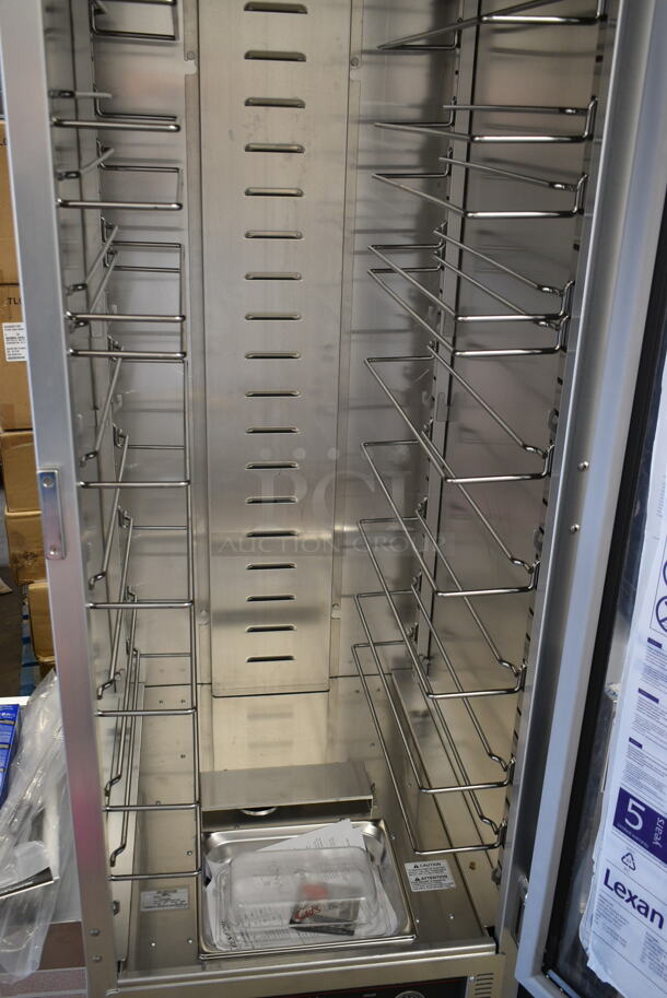 BRAND NEW! Cres Cor 0747 071 Metal Commercial Single Door Proofing Heated Holding Cabinet on Commercial Casters. 120 Volts, 1 Phase. Tested and Working! - Image 5 of 7