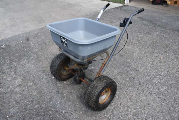 Rugid Gray Poly Salt Spreader. - Image 3 of 6