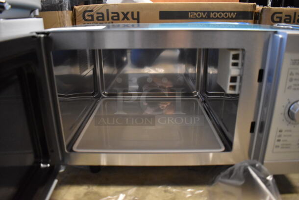 BRAND NEW IN BOX! 2022 Galaxy 177MW1000PD Stainless Steel Commercial Countertop Microwave Oven. 120 Volts, 1 Phase. 20x16x12. Tested and Working! - Image 5 of 8