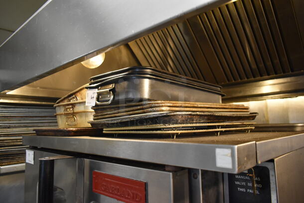 ALL ONE MONEY! Lot of Metal Baking Pans. (kitchen) - Image 3 of 3