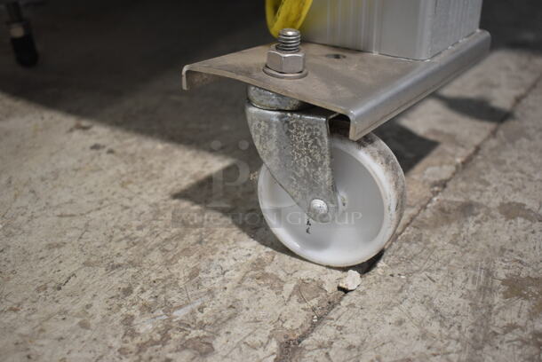 Mettler Toledo 0647 Solo Max Commercial Floor Style Scale on Commercial Casters. 208-230 Volts, 1 Phase.  - Image 11 of 11