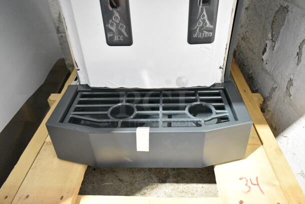 BRAND NEW SCRATCH AND DENT! 2024 Scotsman HID312A-1A Meridian Countertop Ice Machine and Water Dispenser - 12 lb. Bin Storage. 115 Volts, 1 Phase.  - Image 8 of 11