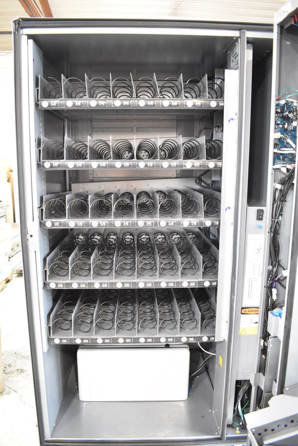 BRAND NEW SCRATCH AND DENT! Seaga Envision ENV5B Metal Commercial 40-Item Refrigerated Vending Machine / Beverage Merchandiser. 115 Volts, 1 Phase. Tested and Working! - Image 7 of 12