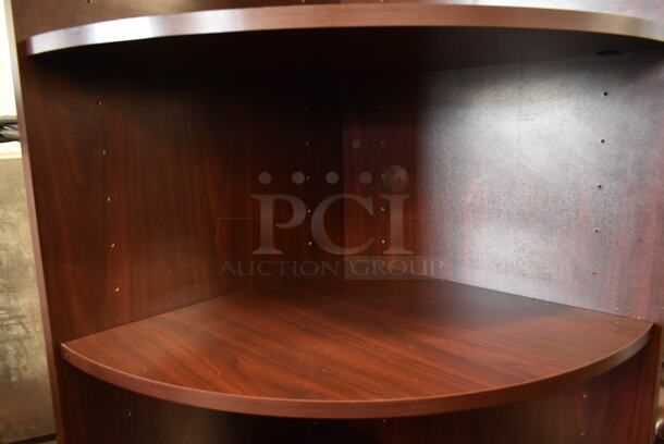 Wood Pattern Corner Bookshelf. - Image 3 of 5