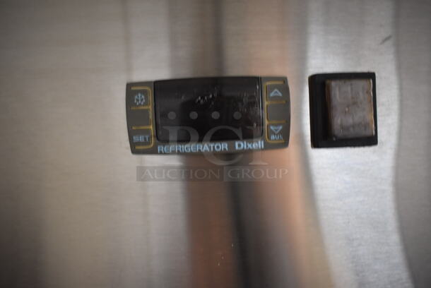 BRAND NEW SCRATCH AND DENT! KoolMore RIR-1D-SS-19C Stainless Steel Commercial Single Door Reach In Cooler on Commercial Casters. 115 Volts, 1 Phase. Tested and Working! - Image 8 of 8