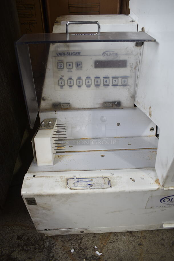 Oliver 2005 Metal Commercial Countertop Bread Loaf Slicer. 115 Volts, 1 Phase. Tested and Working! - Image 5 of 8