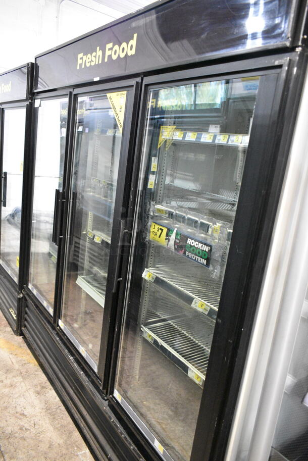 True GDM-49-LD Metal Commercial 3 Door Reach In Cooler Merchandiser w/ Poly Coated Racks. 115 Volts, 1 Phase. Tested and Working! - Image 3 of 8