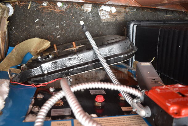 Slant Fin Model TR-30 PZT Metal Oil Fired Cast Iron Boiler. 134,000 BTU.  - Image 8 of 9