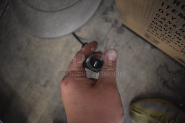 Lasko Floor Fan 115 Volt 1 Phase. Tested and Working!  - Image 4 of 4