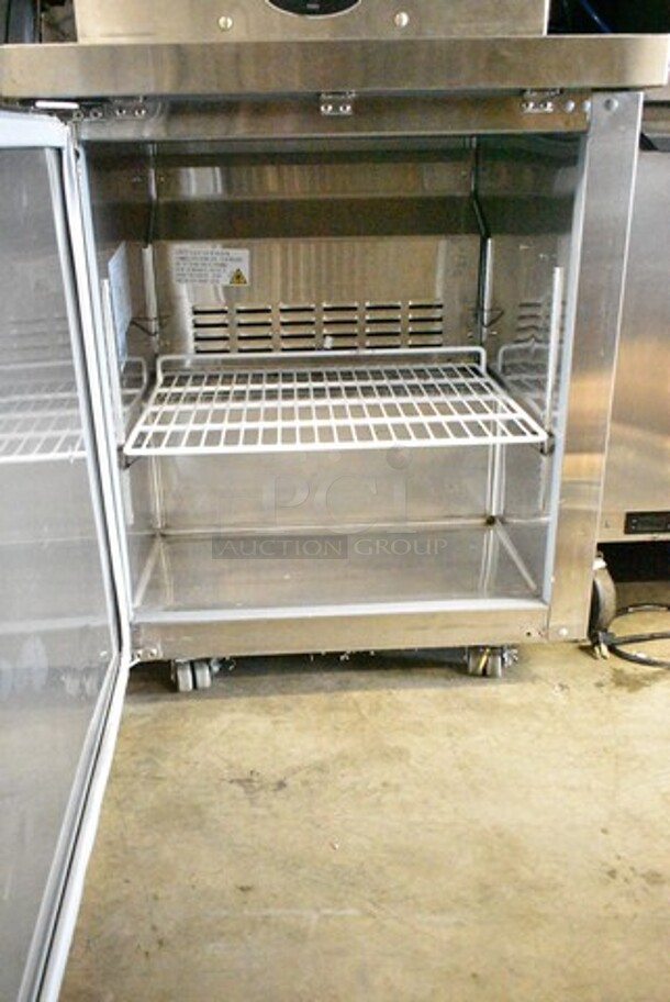 Avantco 178SSUC27RHC Stainless Steel Commercial Single Door Undercounter Cooler on Commercial Casters. 115 Volts, 1 Phase. Tested and Working! - Image 3 of 5