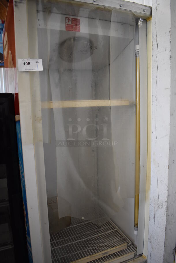 Master-Bilt BLG-27HD Metal Commercial Open Grab N Go Merchandiser. 208/230 Volts, 1 Phase. 35x31x79 - Image 2 of 6