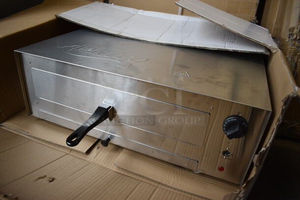 IN ORIGINAL BOX! Avantco Model 177CPO16TS Stainless Steel Countertop Electric Powered Snack Oven. 120 Volts, 1 Phase. 23.5x19.5x9. Tested and Working! - Image 2 of 7