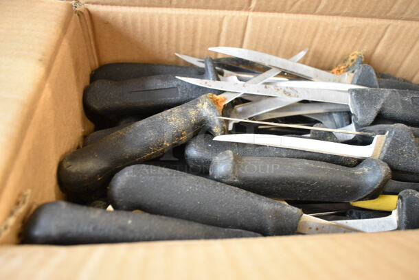 40 SHARPENED Stainless Steel Knives Including Fillet Knives. 40 Times Your Bid!  - Image 4 of 5