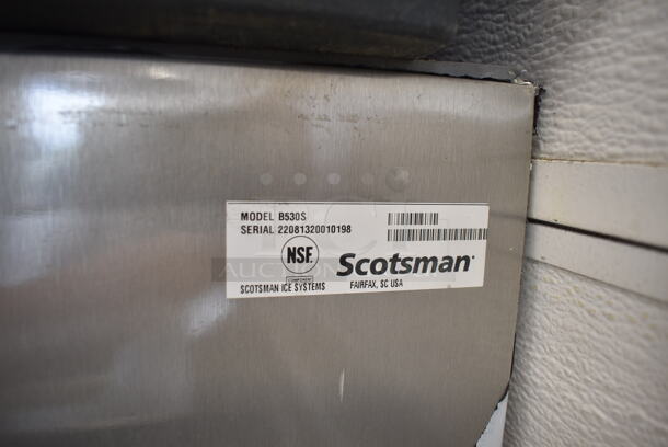 LIKE NEW! 2022 Scotsman C1030SA-32F Stainless Steel Commercial Ice Head on 2022 Scotsman B530S Stainless Steel 536 lb. Ice Bin. 208/230 Volts, 1 Phase.  - Image 8 of 10