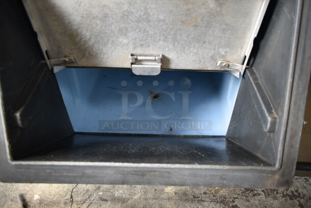 Manitowoc SY0854A Stainless Steel Commercial Ice Machine Head on Manitowoc B750 Stainless Steel Commercial Ice Bin. 208-230 Volts, 1 Phase. - Image 8 of 10