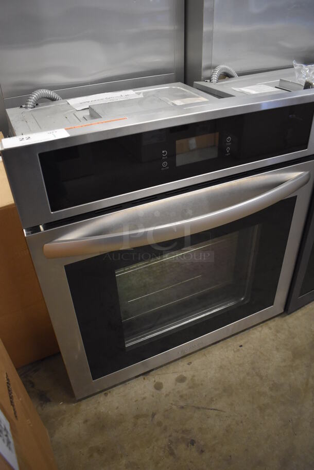 BRAND NEW SCRATCH AND DENT! Frigidaire FCWS2727ASA Stainless Steel Electric Powered Convection Oven w/ View Through Door. 120-208/240 Volts, 1 Phase. 27x27x28 - Image 3 of 9
