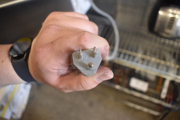 Magic Chef HMM1611ST Microwave 120 Volt 1 Phase - Image 6 of 6