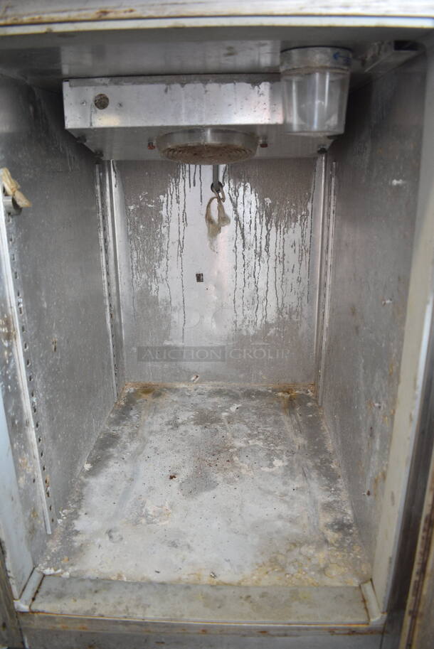 Continental DL1RF-SA Stainless Steel Commercial 2 Half Size Door Reach In Cooler on Commercial Casters. 115 Volts, 1 Phase. Tested and Working! - Image 4 of 5