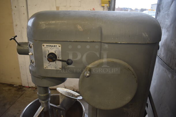 Hobart L800 Metal Commercial Floor Style 80 Quart Planetary Dough Mixer w/ Metal Mixing Bowl, Dough Hook and Paddle Attachments. 208 Volts, 3 Phase. 30x45x57 - Image 7 of 8