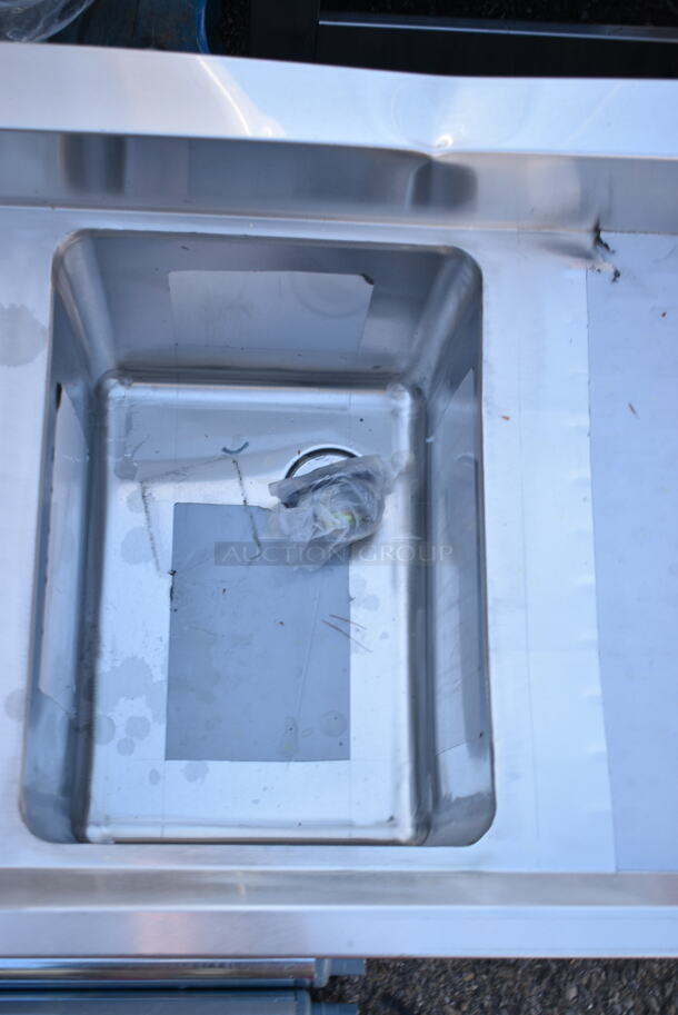 BRAND NEW SCRATCH AND DENT! Regency 600B31014213 Stainless Steel 3 Bowl Underbar Sink with Two Drainboards. Bays 10x10. Drain Boards 11x15 - Image 5 of 9