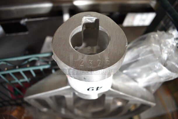 2 BRAND NEW SCRATCH AND DENT! Metal Commercial Flat Beater Paddle Attachment for Hobart Mixer. 2 Times Your Bid! - Image 4 of 6
