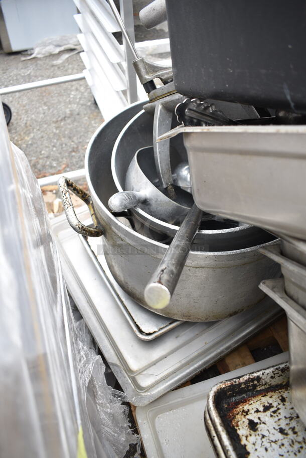 ALL ONE MONEY! PALLET LOT of Various Metal Items Including Drop In Bins, Stock Pot and Bowls.  - Image 8 of 11