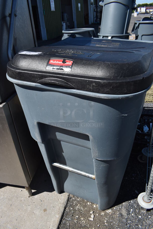 Rubbermaid Black Gray Poly Trash Can. 28x36x44 - Image 3 of 4