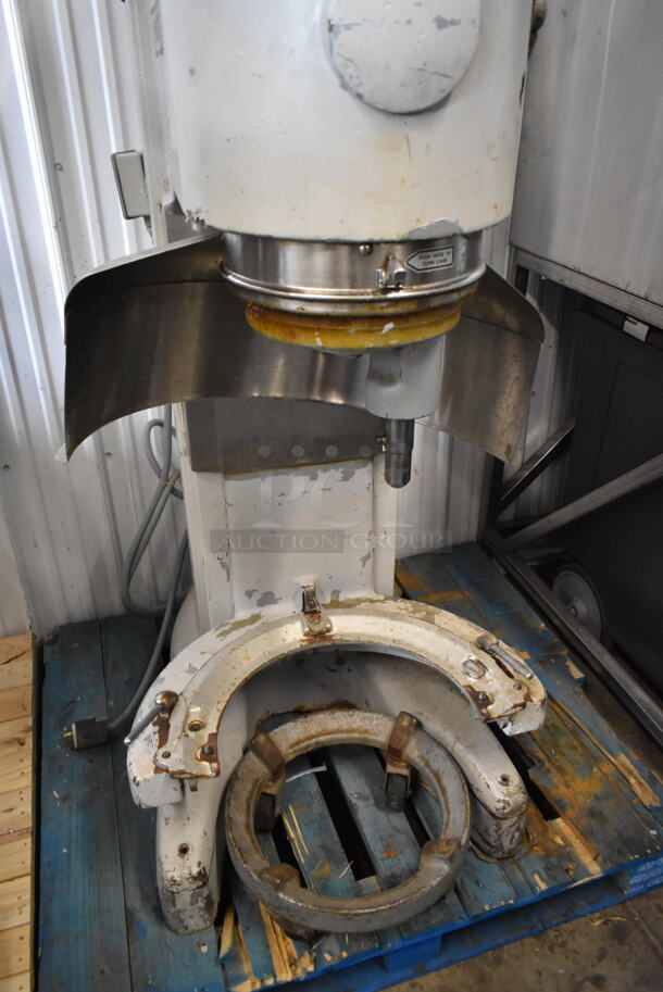 Hobart M802 Metal Commercial Floor Style 80 Quart Planetary Dough Mixer w/ Bowl Guard and Mixing Bowl Dolly. 200 Volts, 3 Phase.  - Image 5 of 9