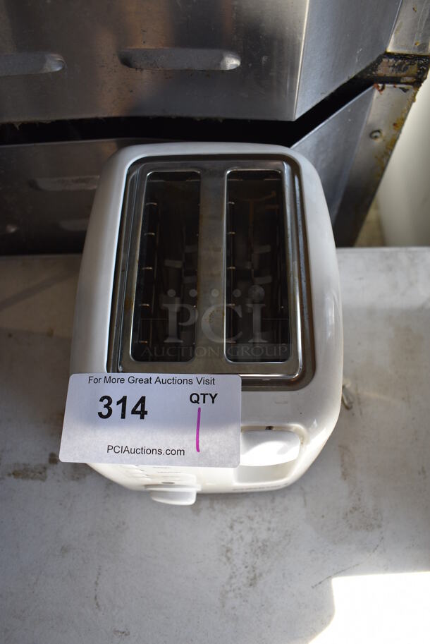 Cuisinart Mode3l CPT-120 Countertop 2 Slot Toaster. 120 Volts, 1 Phase. 7x9x7 - Image 2 of 4