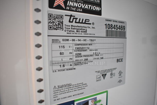 BRAND NEW SCRATCH AND DENT! 2024 True GDM-06-34-HC Metal Mini Cooler Merchandiser w/ Poly Coated Racks. 115 Volts, 1 Phase. Tested and Working! - Image 4 of 4