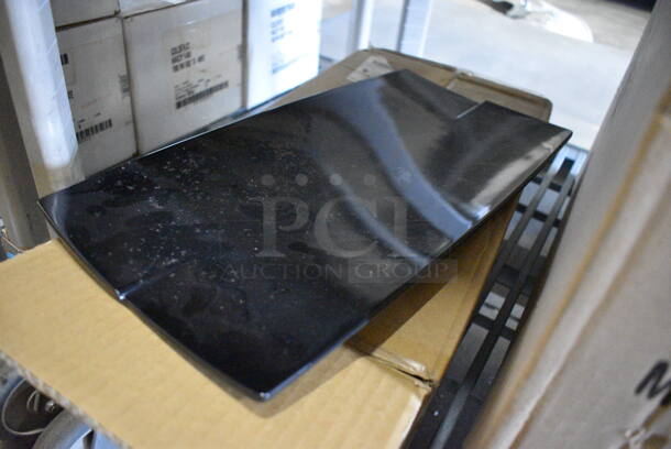 4 BRAND NEW IN BOX! Carlisle Black Poly Plates. 8x16x1. 4 Times Your Bid! - Image 2 of 4