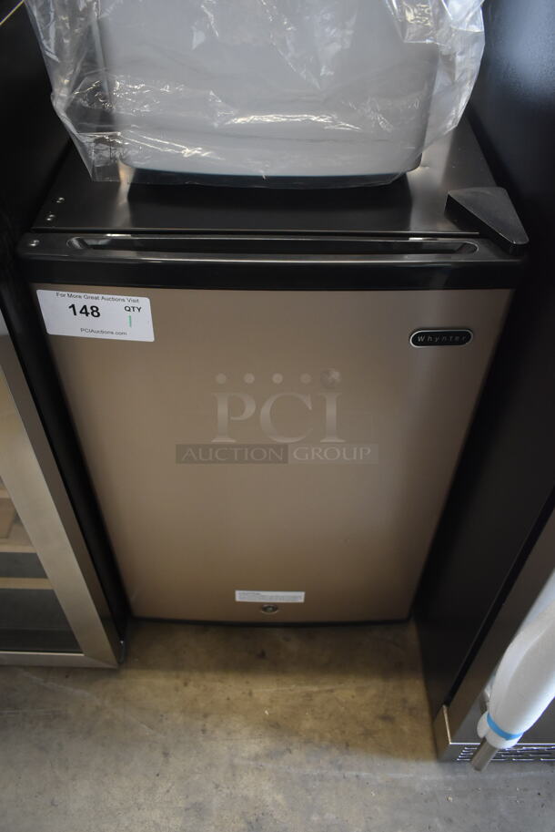 BRAND NEW SCRATCH AND DENT! Whynter CUF-210SSg 2.1 cu.ft Energy Star Upright Freezer with Lock in Rose Gold. 115 Volts, 1 Phase. Tested and Working! - Image 1 of 5