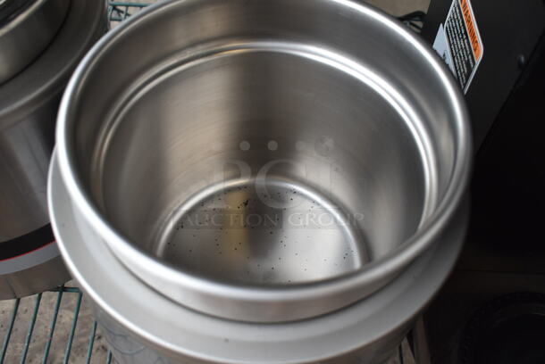 2 APW Wyott RCW-7 Stainless Steel Commercial Countertop Soup Kettle Food Warmer Rethermalizer w/ Drop In and Lid. 120 Volts, 1 Phase. 2 Times Your Bid! Tested and Working! - Image 4 of 10