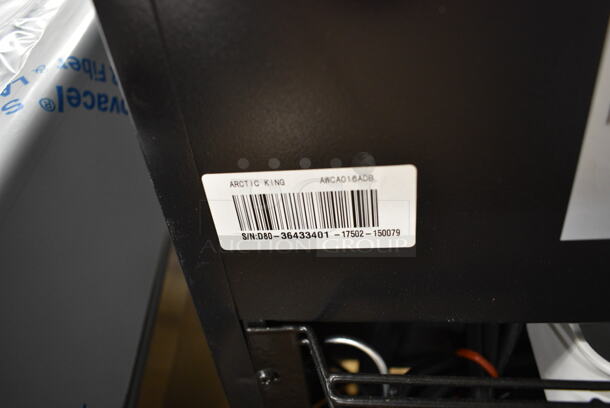 BRAND NEW SCRATCH AND DENT! Arctic King AWCA016ADB 16 Bottle Wine Cooler Bar Fridge Merchandiser. 115 Volts, 1 Phase. Tested and Working! - Image 5 of 7